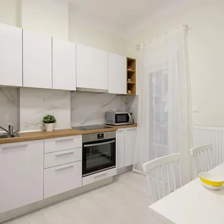 Trentatre, Nilie Hospitality Mgmt Apartment Thessaloniki